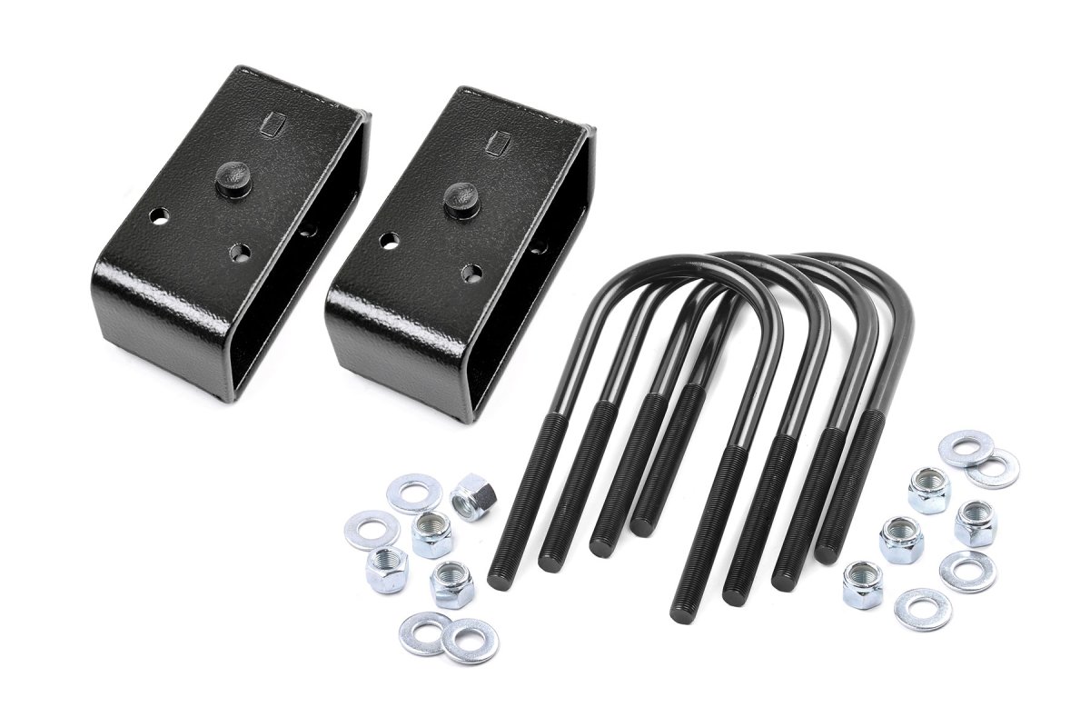 Ford F-250 Super Duty Suspension Lift Kit - Rear - Rough Country - Block & U-Bolt Kit - '05-'10